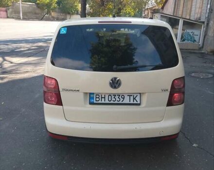 Бежевый Фольксваген Туран, объемом двигателя 1.9 л и пробегом 300 тыс. км за 6500 $, фото 8 на Automoto.ua