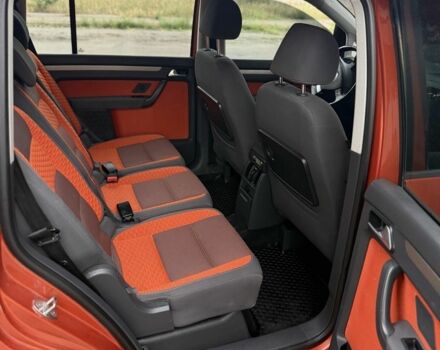 Бежевый Фольксваген Туран, объемом двигателя 1.4 л и пробегом 230 тыс. км за 5999 $, фото 6 на Automoto.ua