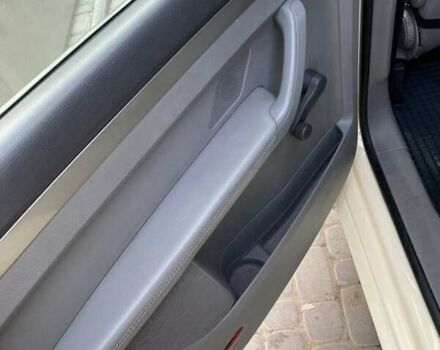 Бежевый Фольксваген Туран, объемом двигателя 2 л и пробегом 266 тыс. км за 6650 $, фото 8 на Automoto.ua