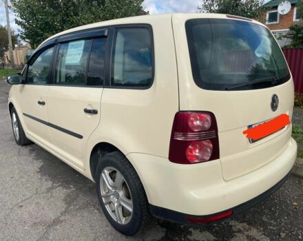 Бежевий Фольксваген Туран, об'ємом двигуна 2 л та пробігом 270 тис. км за 6900 $, фото 1 на Automoto.ua