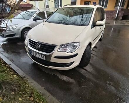 Бежевый Фольксваген Туран, объемом двигателя 1.39 л и пробегом 298 тыс. км за 8800 $, фото 1 на Automoto.ua