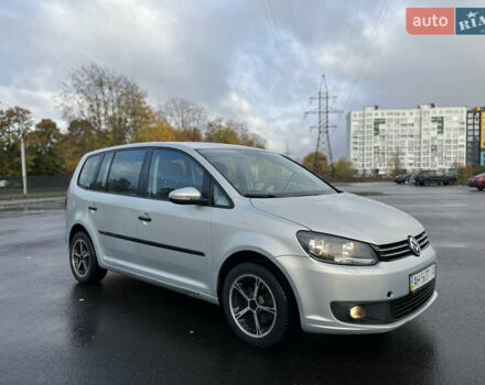 Бежевый Фольксваген Туран, объемом двигателя 1.4 л и пробегом 258 тыс. км за 7800 $, фото 3 на Automoto.ua