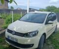 Бежевий Фольксваген Туран, об'ємом двигуна 1.6 л та пробігом 446 тис. км за 6026 $, фото 1 на Automoto.ua