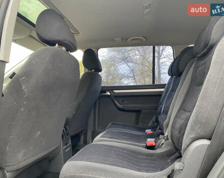 Бежевый Фольксваген Туран, объемом двигателя 1.39 л и пробегом 209 тыс. км за 7900 $, фото 11 на Automoto.ua