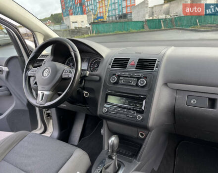 Бежевий Фольксваген Туран, об'ємом двигуна 1.4 л та пробігом 258 тис. км за 7400 $, фото 34 на Automoto.ua