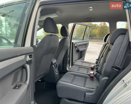 Бежевий Фольксваген Туран, об'ємом двигуна 1.4 л та пробігом 258 тис. км за 7400 $, фото 29 на Automoto.ua