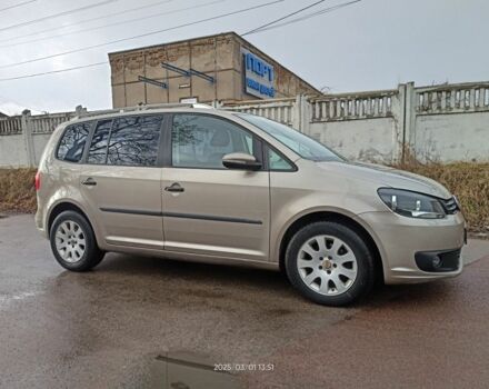 Бежевый Фольксваген Туран, объемом двигателя 1.4 л и пробегом 197 тыс. км за 7400 $, фото 2 на Automoto.ua