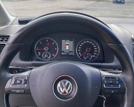 Бежевый Фольксваген Туран, объемом двигателя 1.97 л и пробегом 369 тыс. км за 11700 $, фото 16 на Automoto.ua