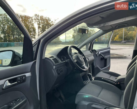 Бежевый Фольксваген Туран, объемом двигателя 1.4 л и пробегом 258 тыс. км за 7800 $, фото 28 на Automoto.ua