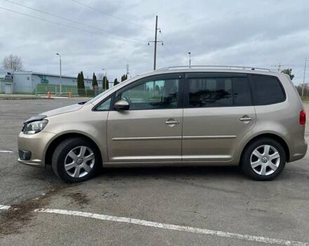 Бежевый Фольксваген Туран, объемом двигателя 1.97 л и пробегом 369 тыс. км за 11700 $, фото 9 на Automoto.ua
