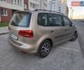Бежевый Фольксваген Туран, объемом двигателя 1.4 л и пробегом 179 тыс. км за 9600 $, фото 2 на Automoto.ua