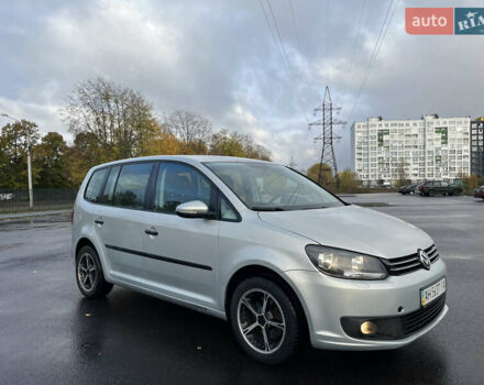 Бежевий Фольксваген Туран, об'ємом двигуна 1.4 л та пробігом 258 тис. км за 7400 $, фото 2 на Automoto.ua