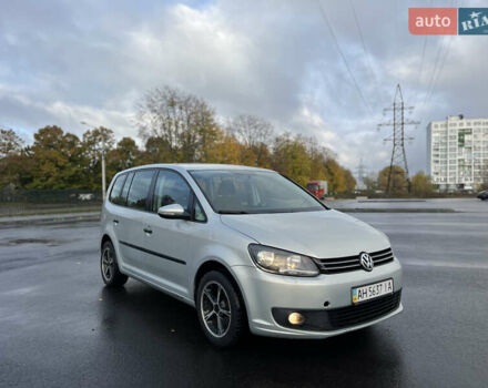 Бежевый Фольксваген Туран, объемом двигателя 1.4 л и пробегом 258 тыс. км за 7800 $, фото 1 на Automoto.ua