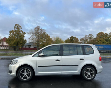 Бежевий Фольксваген Туран, об'ємом двигуна 1.4 л та пробігом 258 тис. км за 7400 $, фото 16 на Automoto.ua