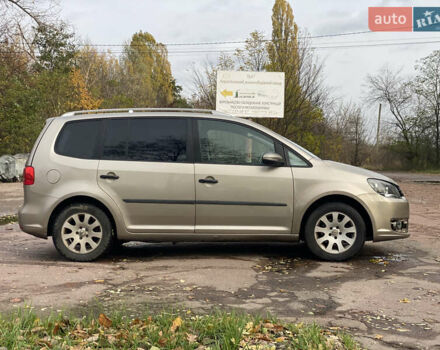 Бежевый Фольксваген Туран, объемом двигателя 1.39 л и пробегом 209 тыс. км за 7900 $, фото 3 на Automoto.ua