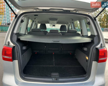 Бежевый Фольксваген Туран, объемом двигателя 1.4 л и пробегом 258 тыс. км за 7800 $, фото 27 на Automoto.ua