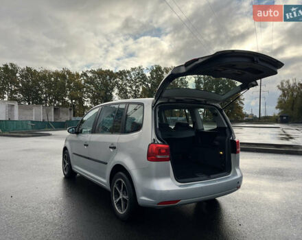 Бежевий Фольксваген Туран, об'ємом двигуна 1.4 л та пробігом 258 тис. км за 7400 $, фото 21 на Automoto.ua