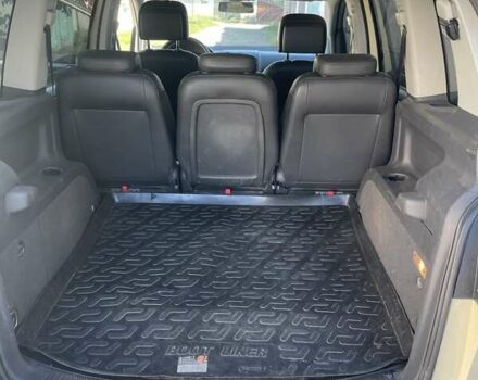 Бежевый Фольксваген Туран, объемом двигателя 1.97 л и пробегом 243 тыс. км за 9500 $, фото 41 на Automoto.ua