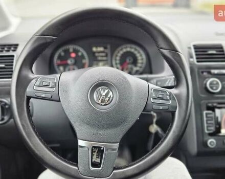 Бежевый Фольксваген Туран, объемом двигателя 2 л и пробегом 205 тыс. км за 12750 $, фото 77 на Automoto.ua