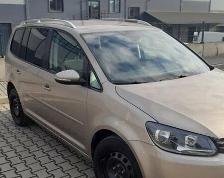 Бежевий Фольксваген Туран, об'ємом двигуна 1.6 л та пробігом 251 тис. км за 12500 $, фото 1 на Automoto.ua