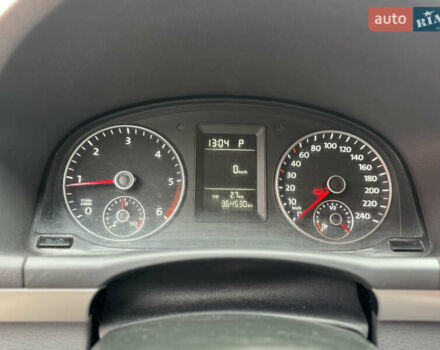 Бежевий Фольксваген Туран, об'ємом двигуна 1.97 л та пробігом 364 тис. км за 8250 $, фото 3 на Automoto.ua