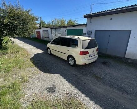 Бежевый Фольксваген Туран, объемом двигателя 1.97 л и пробегом 243 тыс. км за 9500 $, фото 16 на Automoto.ua