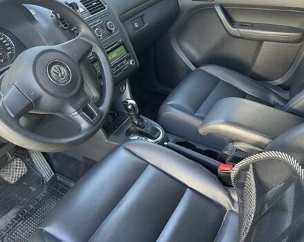 Бежевый Фольксваген Туран, объемом двигателя 1.97 л и пробегом 243 тыс. км за 9500 $, фото 51 на Automoto.ua