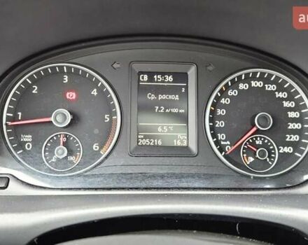 Бежевый Фольксваген Туран, объемом двигателя 2 л и пробегом 205 тыс. км за 12750 $, фото 76 на Automoto.ua