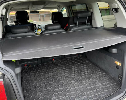 Бежевий Фольксваген Туран, об'ємом двигуна 1.97 л та пробігом 364 тис. км за 8250 $, фото 1 на Automoto.ua