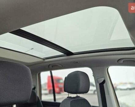 Бежевый Фольксваген Туран, объемом двигателя 2 л и пробегом 205 тыс. км за 12750 $, фото 55 на Automoto.ua