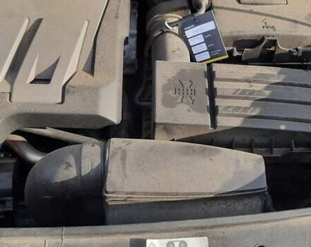 Бежевий Фольксваген Туран, об'ємом двигуна 1.6 л та пробігом 251 тис. км за 12500 $, фото 13 на Automoto.ua