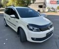 Бежевый Фольксваген Туран, объемом двигателя 2 л и пробегом 160 тыс. км за 11999 $, фото 4 на Automoto.ua