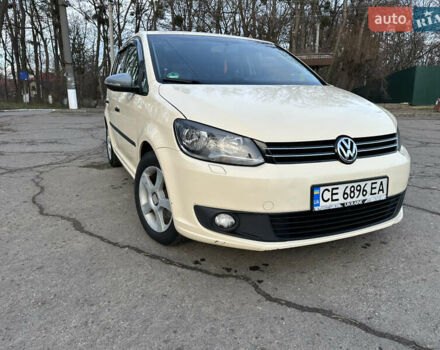 Бежевий Фольксваген Туран, об'ємом двигуна 2 л та пробігом 349 тис. км за 10500 $, фото 1 на Automoto.ua