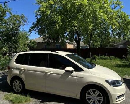 Бежевый Фольксваген Туран, объемом двигателя 1.97 л и пробегом 323 тыс. км за 11800 $, фото 5 на Automoto.ua