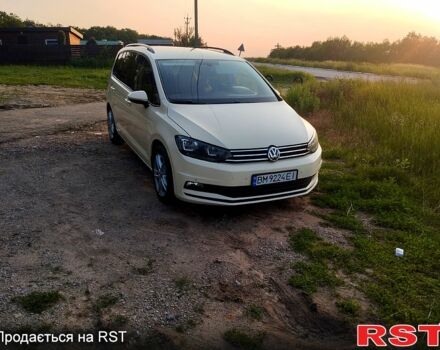 Фольксваген Туран 2017 в Харькове на Automoto.ua Бежевый Фольксваген Туран, объемом двигателя 2 л и пробегом 389 тыс. км за 13500 $, фото 5 на Automoto.ua