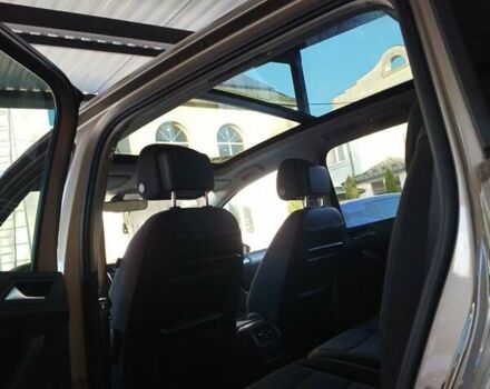 Бежевий Фольксваген Туран, об'ємом двигуна 2 л та пробігом 276 тис. км за 18300 $, фото 13 на Automoto.ua