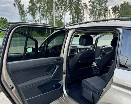 Бежевый Фольксваген Туран, объемом двигателя 0 л и пробегом 227 тыс. км за 16000 $, фото 12 на Automoto.ua