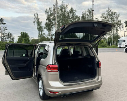 Бежевый Фольксваген Туран, объемом двигателя 0 л и пробегом 227 тыс. км за 16000 $, фото 11 на Automoto.ua