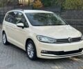 Бежевый Фольксваген Туран, объемом двигателя 2 л и пробегом 46 тыс. км за 10000 $, фото 1 на Automoto.ua
