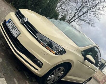 Бежевый Фольксваген Туран, объемом двигателя 1.97 л и пробегом 347 тыс. км за 12999 $, фото 5 на Automoto.ua