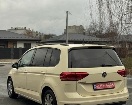 Бежевый Фольксваген Туран, объемом двигателя 0 л и пробегом 398 тыс. км за 13500 $, фото 2 на Automoto.ua