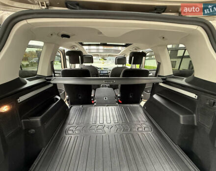 Бежевий Фольксваген Туран, об'ємом двигуна 1.6 л та пробігом 200 тис. км за 19800 $, фото 28 на Automoto.ua