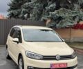Бежевый Фольксваген Туран, объемом двигателя 0 л и пробегом 398 тыс. км за 13500 $, фото 1 на Automoto.ua