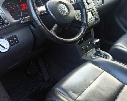 Бежевый Фольксваген Туран, объемом двигателя 2 л и пробегом 250 тыс. км за 4500 $, фото 7 на Automoto.ua