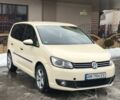 Бежевий Фольксваген Туран, об'ємом двигуна 1.6 л та пробігом 250 тис. км за 9600 $, фото 1 на Automoto.ua