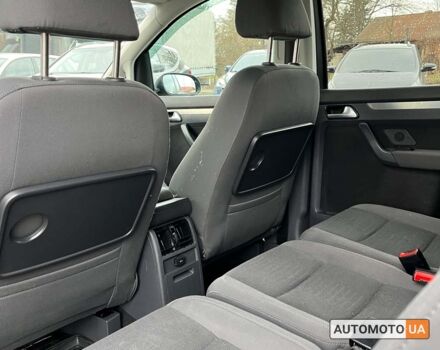 Черный Фольксваген Туран, объемом двигателя 1.9 л и пробегом 332 тыс. км за 6999 $, фото 14 на Automoto.ua