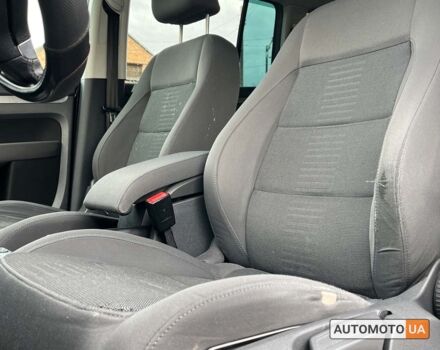 Черный Фольксваген Туран, объемом двигателя 1.9 л и пробегом 332 тыс. км за 6999 $, фото 9 на Automoto.ua