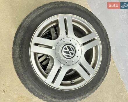 Черный Фольксваген Туран, объемом двигателя 1.6 л и пробегом 276 тыс. км за 5300 $, фото 16 на Automoto.ua