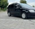 Черный Фольксваген Туран, объемом двигателя 1.6 л и пробегом 181 тыс. км за 5500 $, фото 3 на Automoto.ua