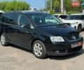 Черный Фольксваген Туран, объемом двигателя 1.6 л и пробегом 275 тыс. км за 5390 $, фото 3 на Automoto.ua